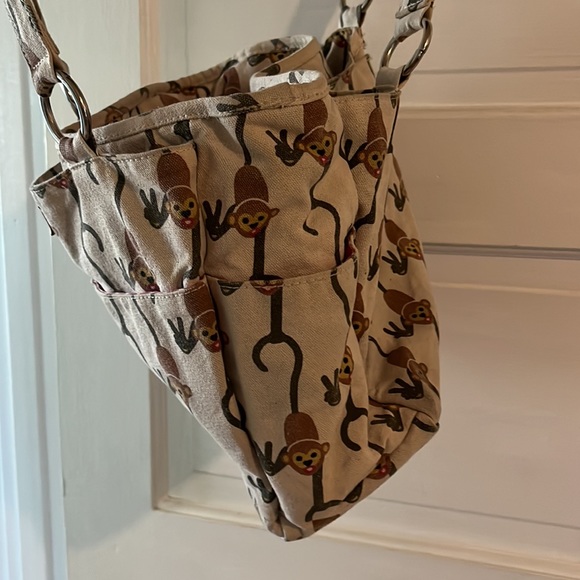 Bungalo 360 Monkey print canvas print - Picture 5 of 6